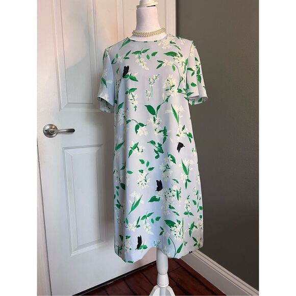 NWOT ANN TAYLOR Floral Flutter Sleeve Dress size 4 - Picture 2 of 9